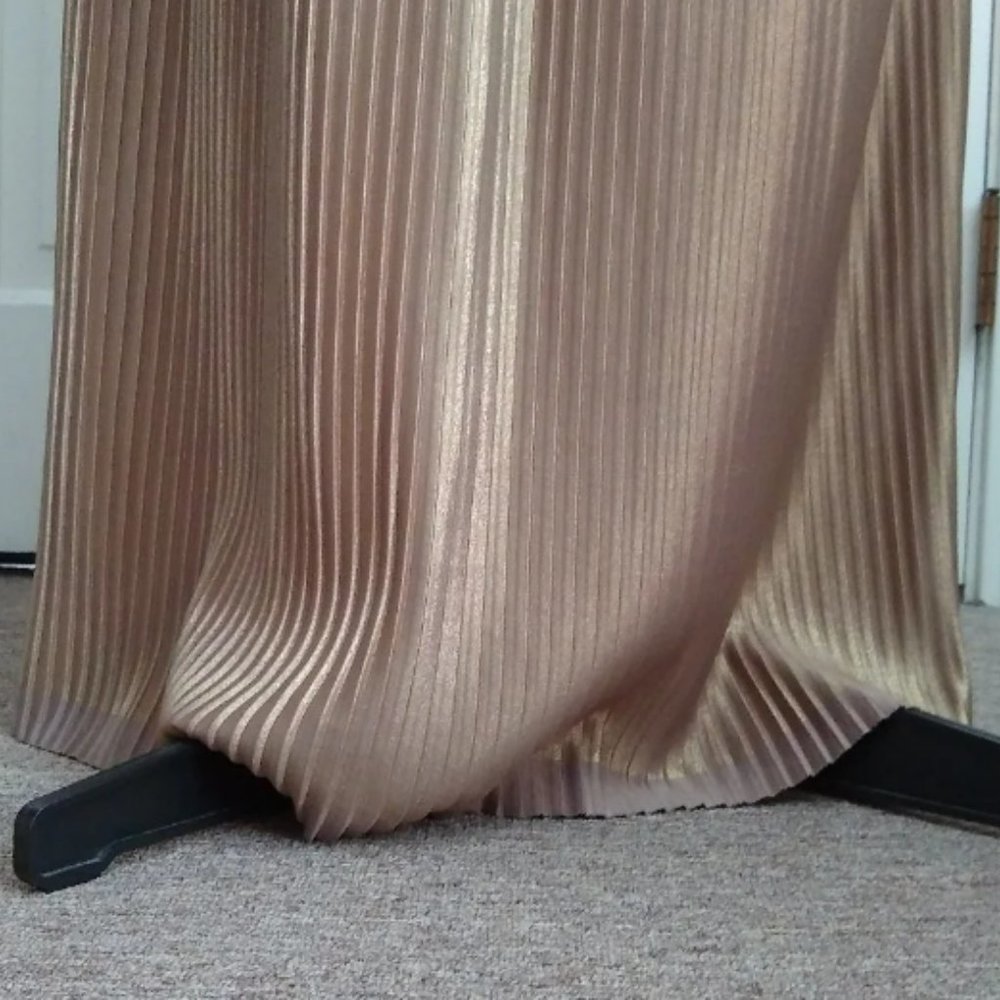 Handmade gold maxi dress - Picture 4 of 7